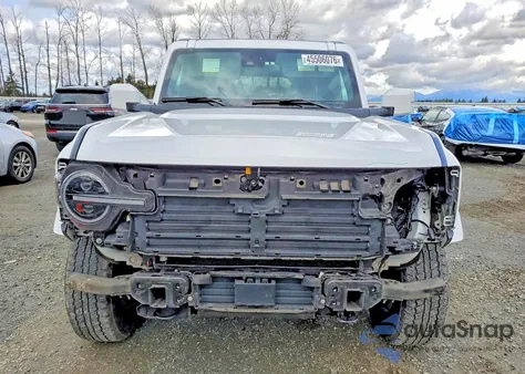 2022 Ford Bronco Base from USA, damaged, VIN 1FMDE5BH2NLB11623